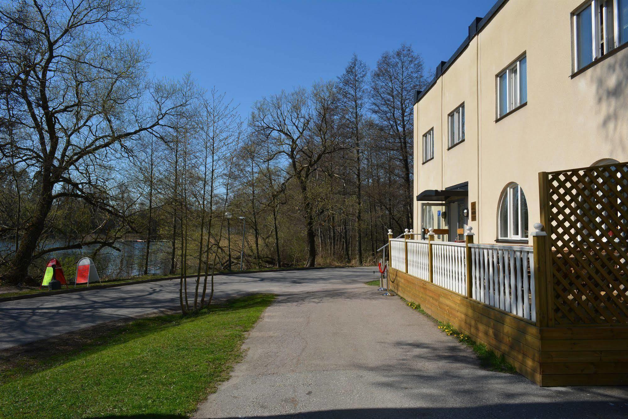Hotell Angora Sollentuna Exterior foto